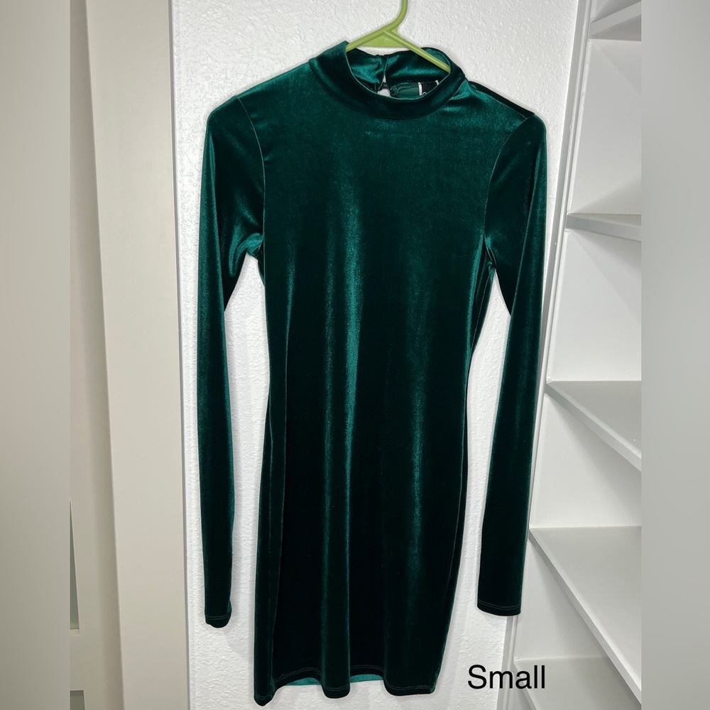 Velvet green dress